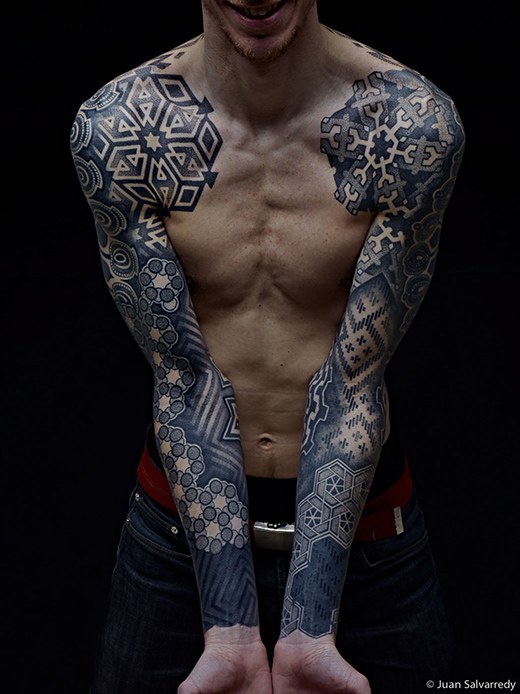 Stunning double sleeve by Nazareno Tubaro
